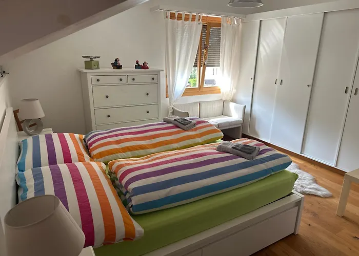 Zimmer Mit Eigenem Badezimmer